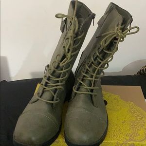 Green combat boots